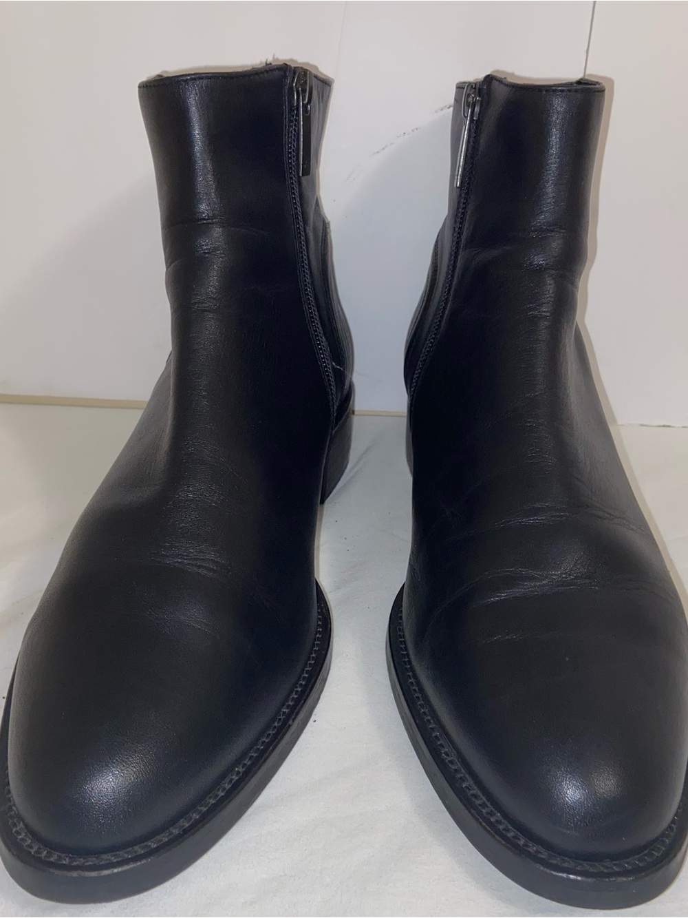 Aquatalia Black Leather Ankle Booties Side Zip Pointed Toe Made In Italy 9.5